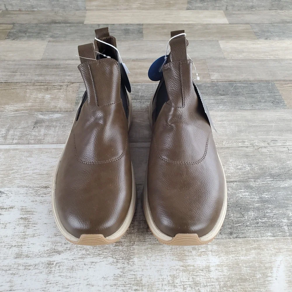 Hey Dude Tahoe Chelsea Classic Mens Boots Size 9 Brown Wood Ash Leather Pull On